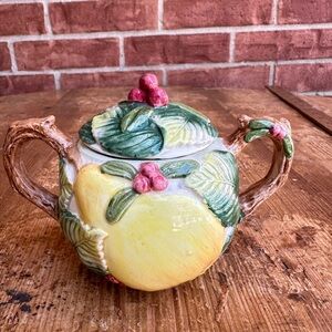 Fitz & Floyd 1991 Lemon-Themed Ceramic Pot with Leaf and Berry Design